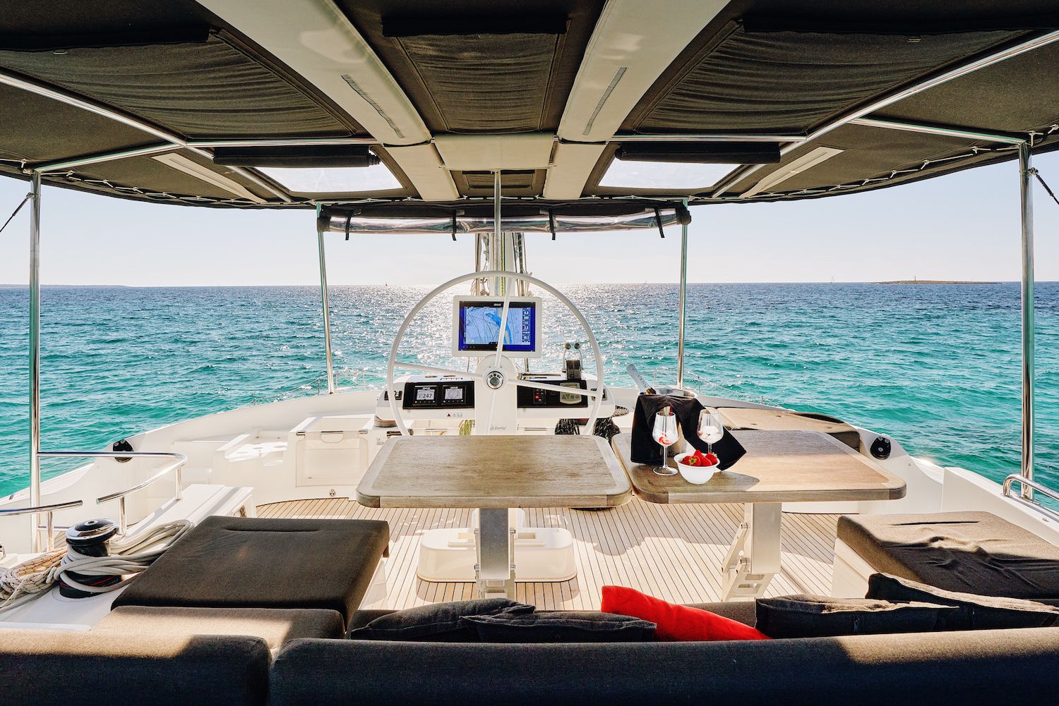 Catamaran Lagoon 52 charter Ibiza