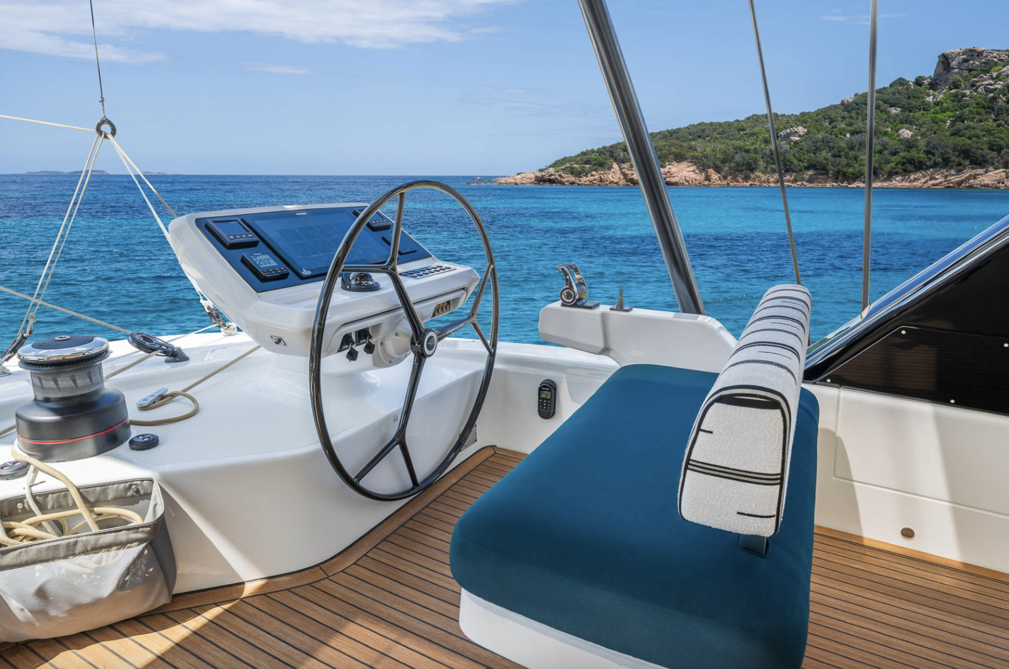 Lagoon EIGHTY 2 for sale_luxury catamaran yachts_KAT Marina