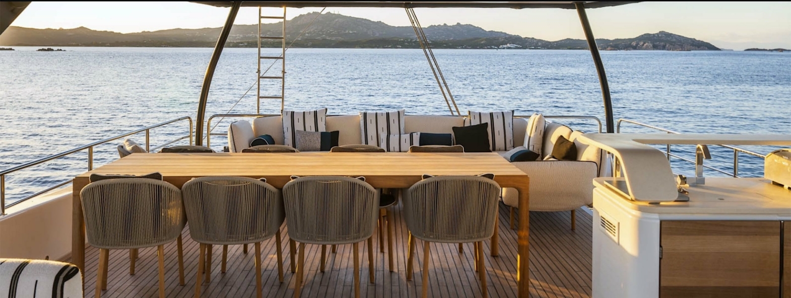 Lagoon EIGHTY 2_luxury catamaran yachts_KAT Marina