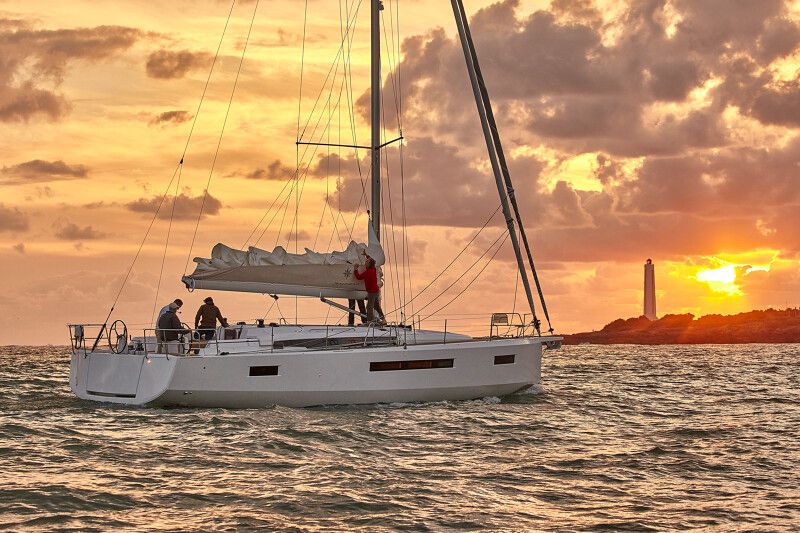 Jeanneau Dealer, Sun Odyssey 490, KAT Marina 