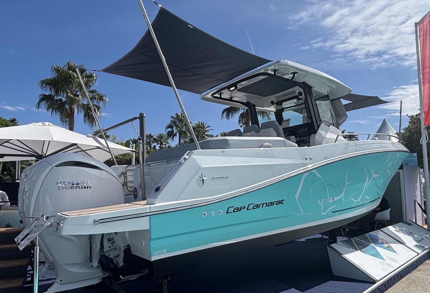 Jeanneau_cap_camarat_9.0_CC_S2_KAT_Marina