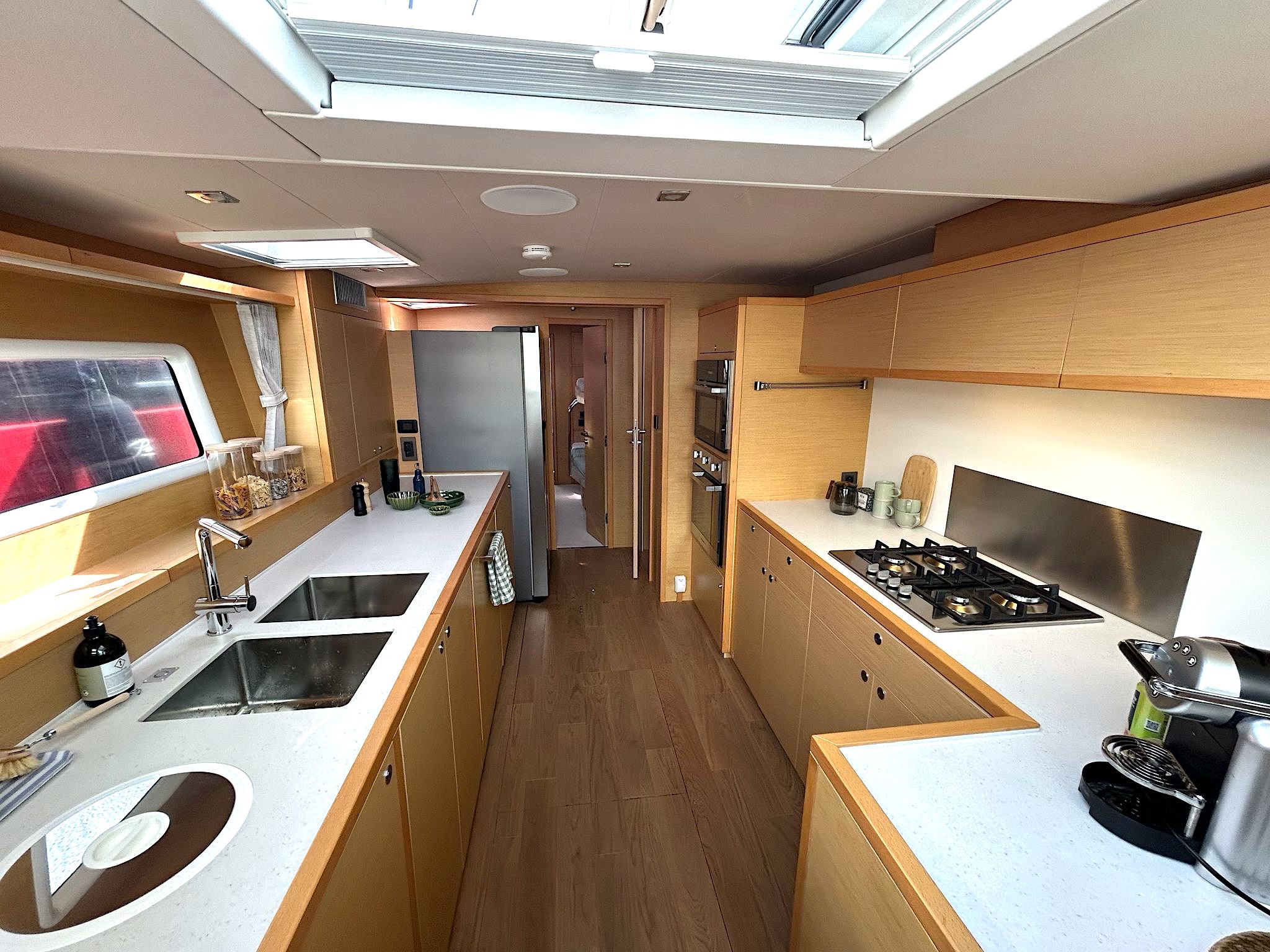 Lagoon 620 NEO - The refit by Lagoon shipyard - KAT Marina