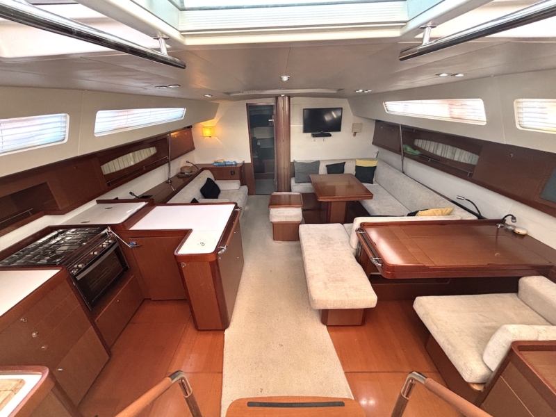 Beneteau Oceanis 58 2010 for sale