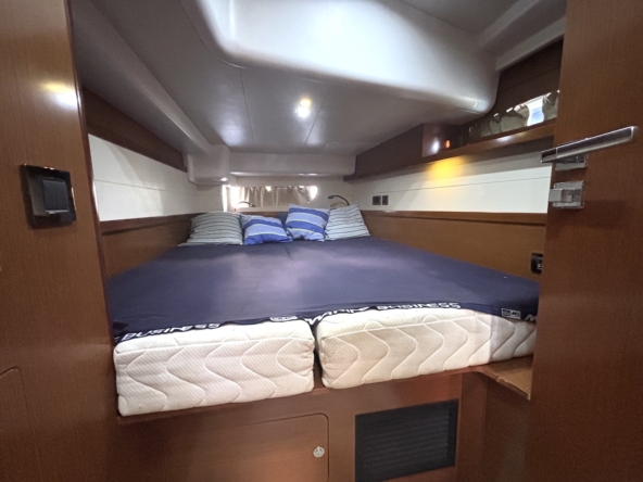 Beneteau Oceanis 58 2010 for sale