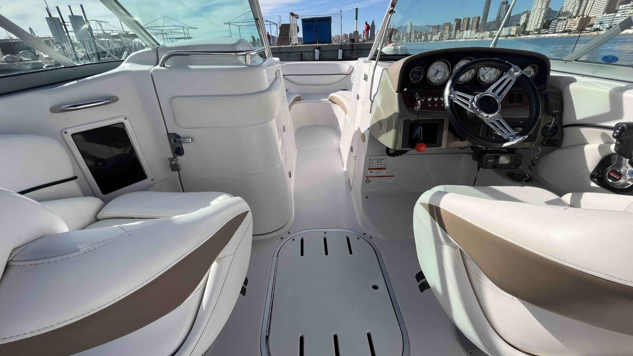Four winns horizon 260 en venta