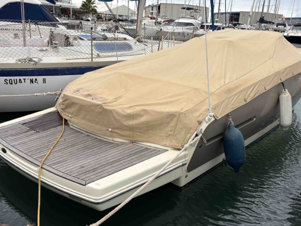 Invictus Yachts. Invictus GT280