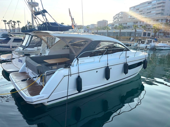 Sealine S330 2015 for sale