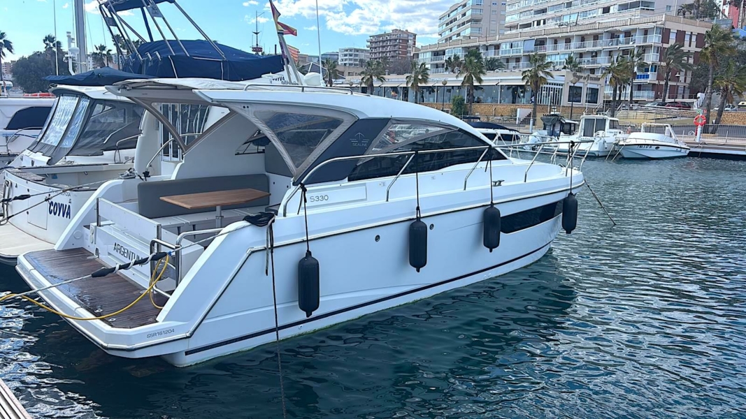 Sealine S330 2015 for sale