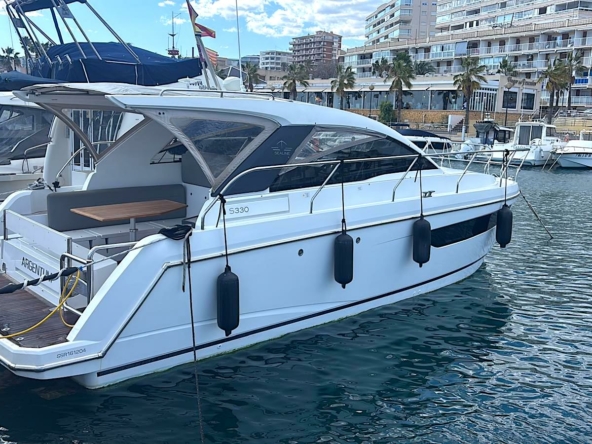 Sealine S330 2015 for sale