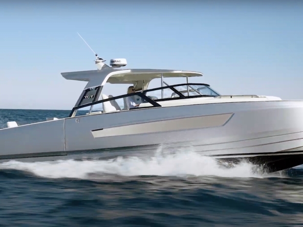 YOT 36_Yot Power catamarans. Motor Catamarans