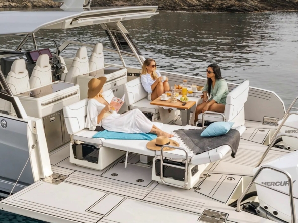 YOT 36. YOT Power catamarans. Motor Catamarans. KAT Marina
