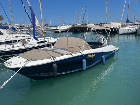 Cap camarat 7.5 WA en venta. Jeanneau. KAT Marina.
