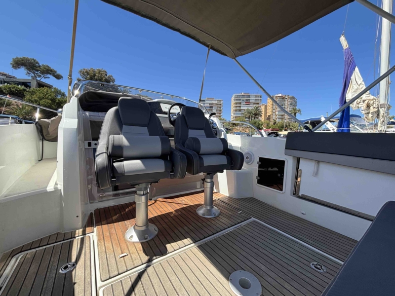 Cap camarat 7.5 WA en venta. Jeanneau. KAT Marina.