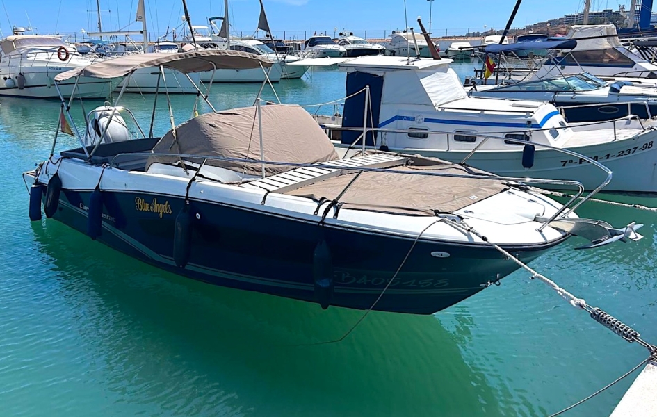 Cap camarat 7.5 WA en venta. Jeanneau. KAT Marina.