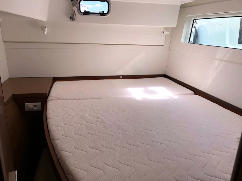 Lagoon-40-2020-4-cabins-for-sale