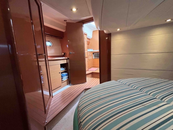 Prestige 42 S 2009 - aft cabin - for sale - KAT Marina