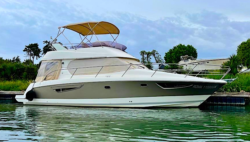 Jeanneau-Prestige-39-fly-KAT-Marina