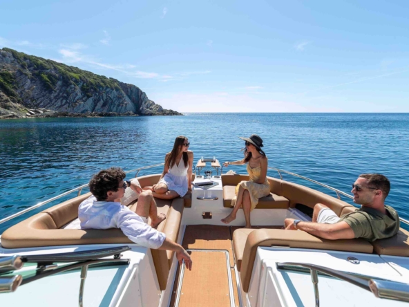 Jeanneau-Catamarans-TH-33