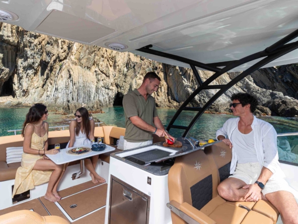 Jeanneau-Catamarans-TH-33