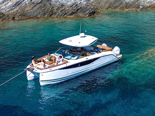 Jeanneau-Catamarans-TH-33