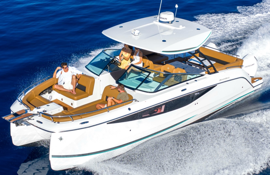 Jeanneau TH 33 - Jeanneau power catamaran