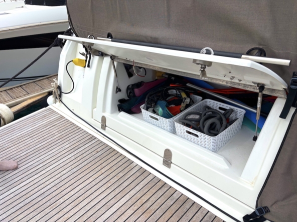 Jeanneau Leader 33 for sale