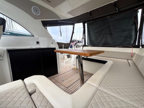 Jeanneau Leader 33 for sale