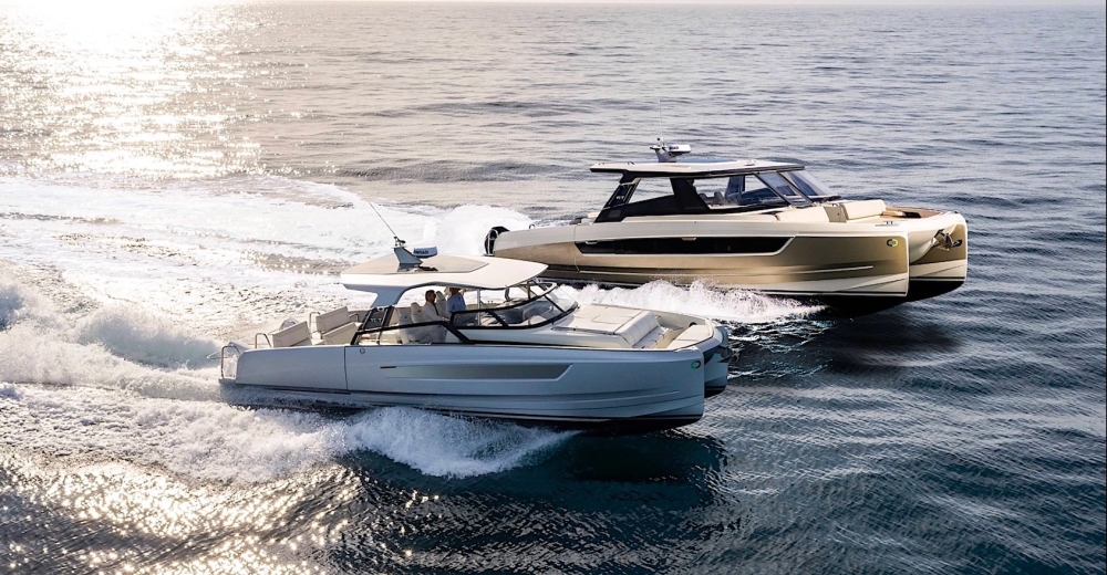 YOT power catamarans en venta. Motor Catamarans